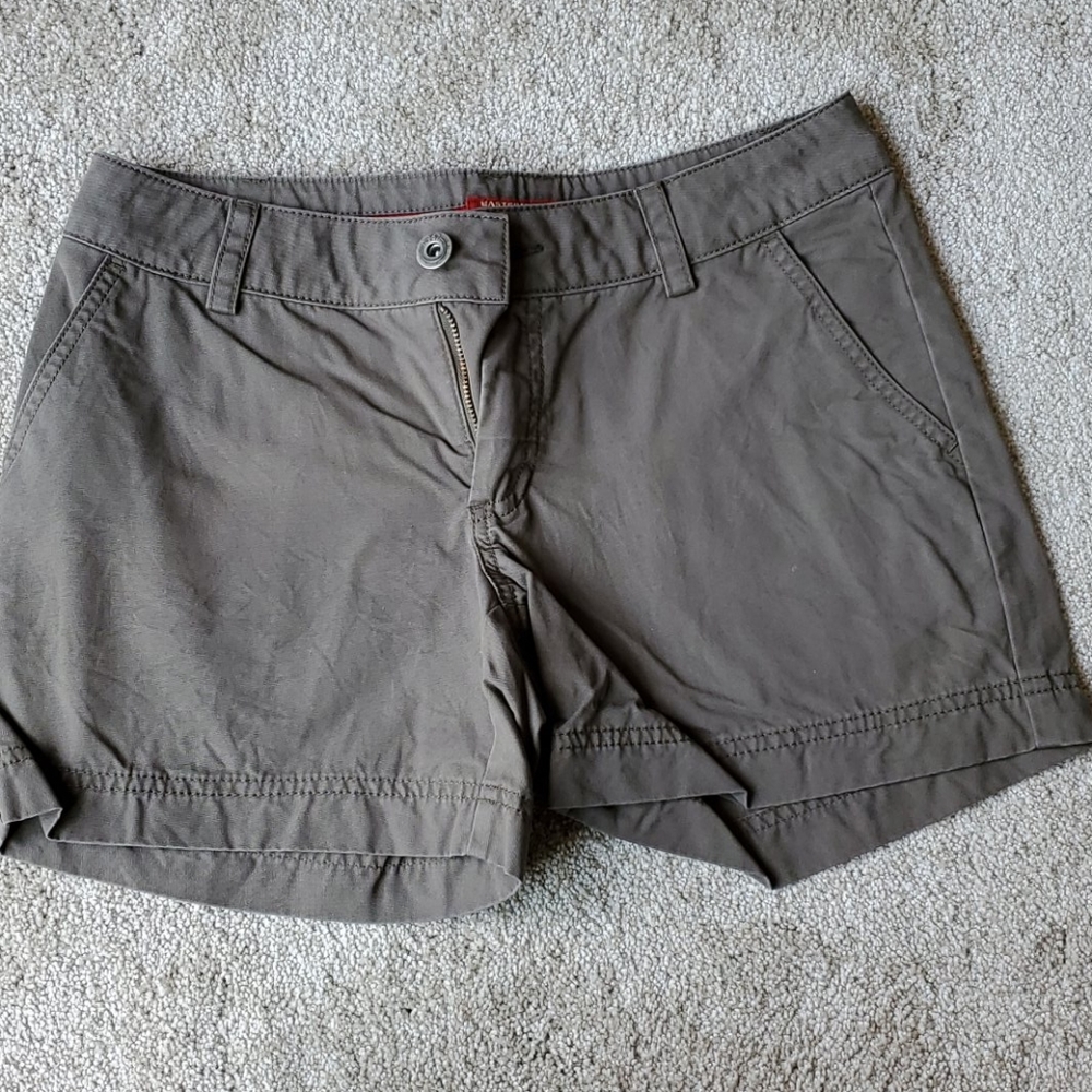 EMS woman's shorts